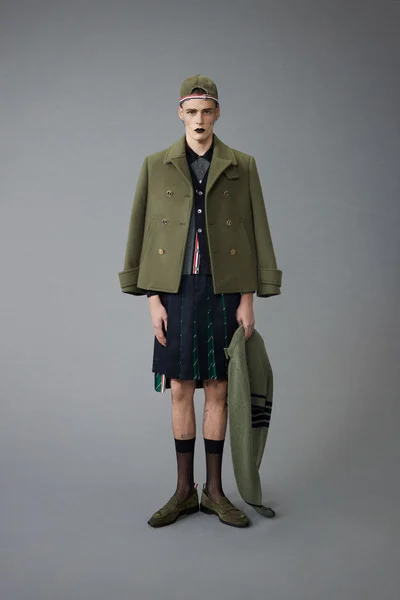 Look 25